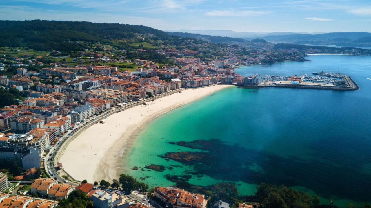 Apartamento Antopa Con Entrada Directa A La Playa - Karkava Travel Sanxenxo Exteriör bild